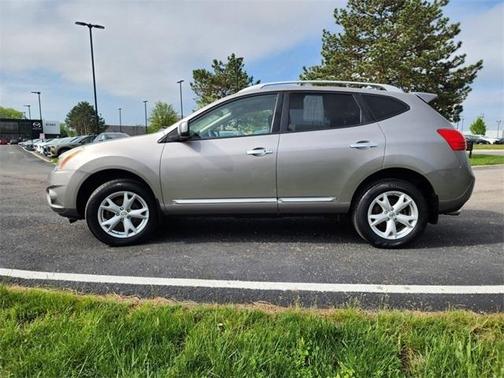 2011 Nissan Rogue SV
