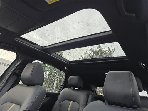 2024 Mazda CX-90 Premium Plus