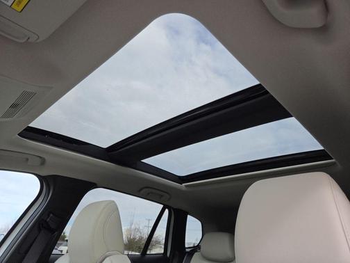 2026 Mazda CX-50 2.5 S PREFERRED