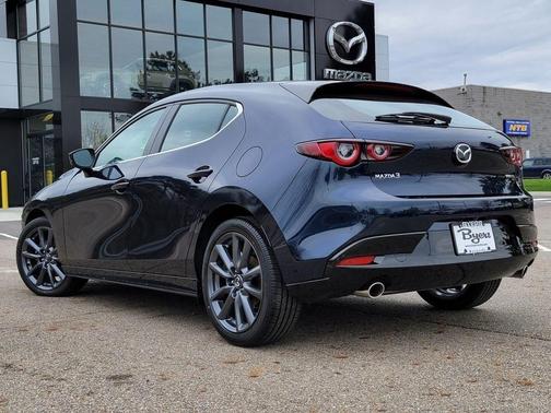 2023 Mazda Mazda3 FWD w/Preferred Package