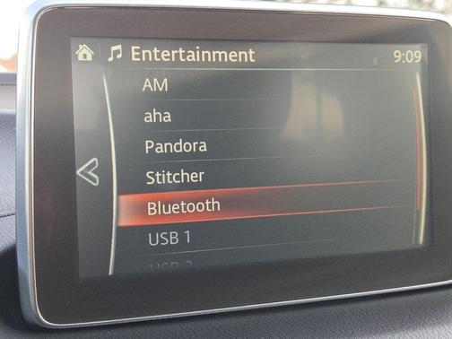 2015 Mazda Mazda3 i Sport