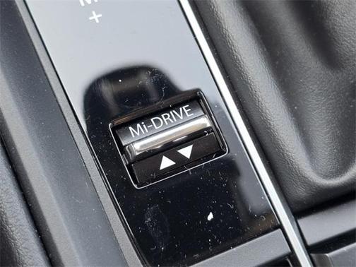 2025 Mazda CX-50 2.5 S Select Package