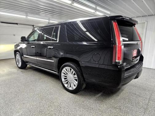 2016 Cadillac Escalade ESV Platinum