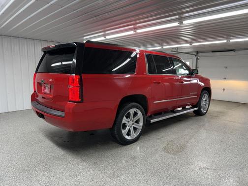2017 Chevrolet Suburban LT