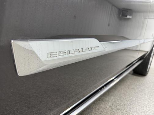 2016 Cadillac Escalade ESV Platinum