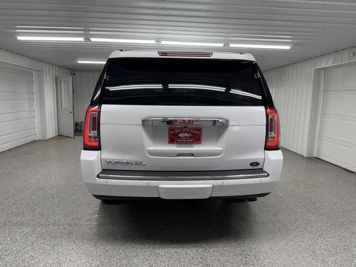 2017 GMC Yukon XL Denali