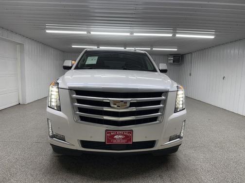 2016 Cadillac Escalade Premium