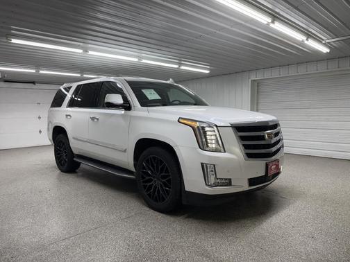 2016 Cadillac Escalade Premium