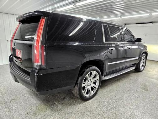2015 Cadillac Escalade ESV Luxury