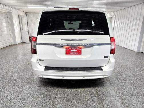 2012 Chrysler Town & Country Touring-L