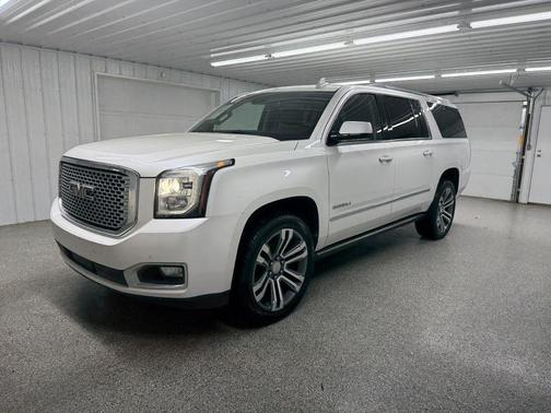 2017 GMC Yukon XL Denali