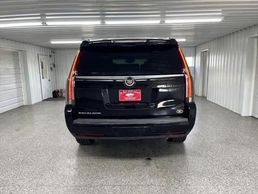 2015 Cadillac Escalade Luxury