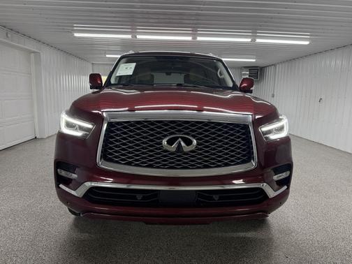 2021 INFINITI QX80 Luxe