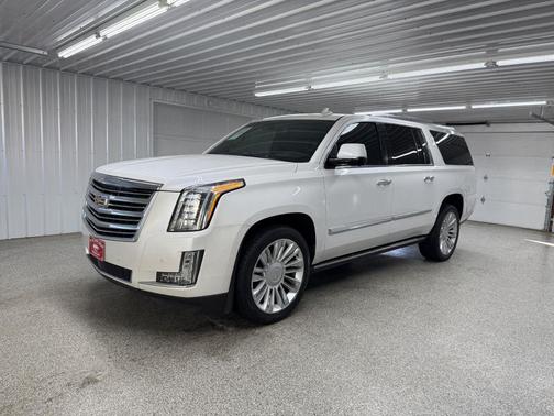 2016 Cadillac Escalade ESV Platinum
