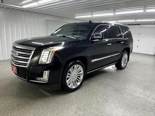 2019 Cadillac Escalade Platinum