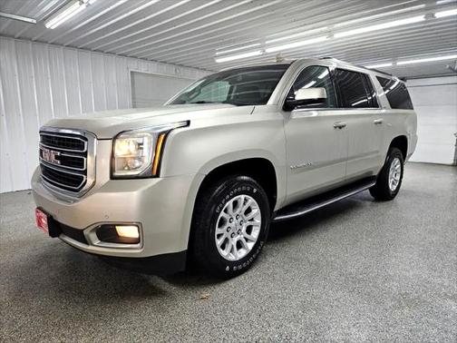 2017 GMC Yukon XL SLT