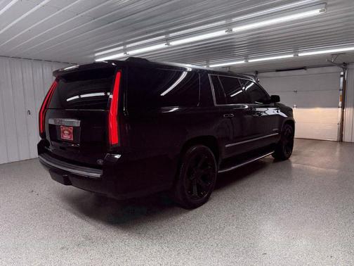 2017 GMC Yukon XL Denali
