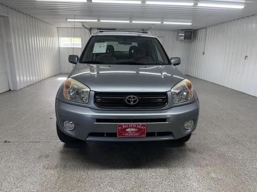 Green 2004 Toyota RAV4 Base