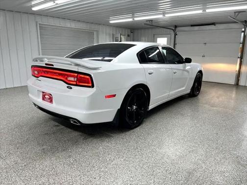 2012 Dodge Charger SXT