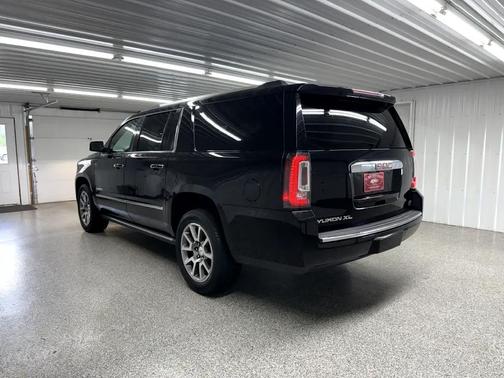 2016 GMC Yukon XL Denali