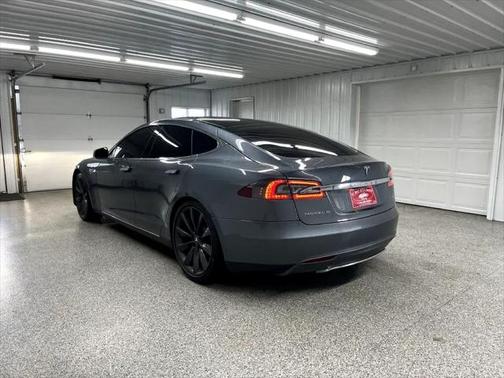 2013 Tesla Model S 4dr Sdn