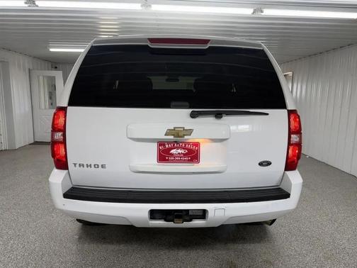 White 2011 Chevrolet Tahoe LS