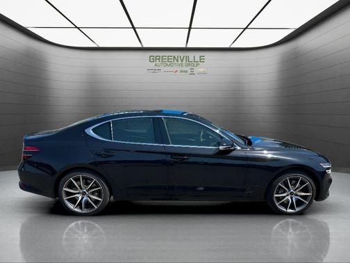 Black 2026 Genesis G70 2.5T