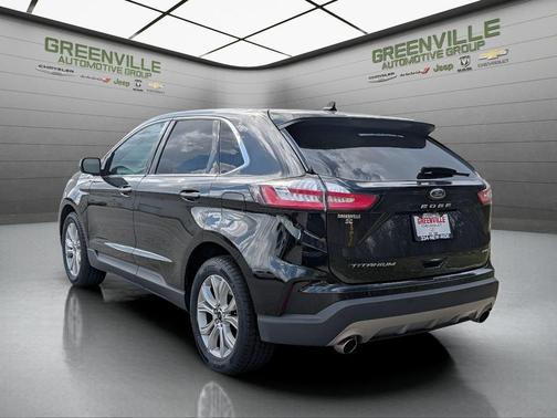 Black 2024 Ford Edge Titanium