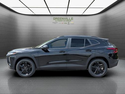 Black 2026 Chevrolet Trax ACTIV