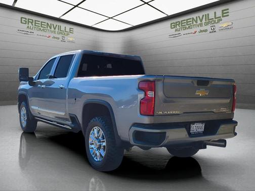 Gray 2024 Chevrolet Silverado 2500 High Country