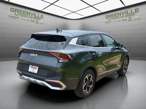 Gray 2024 Kia Sportage LX