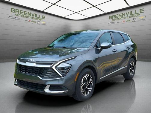 Gray 2024 Kia Sportage LX