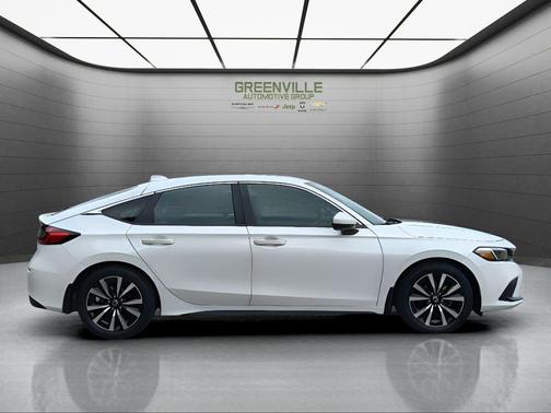 White 2023 Honda Civic EX-L