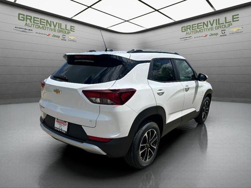 White 2026 Chevrolet Trailblazer LT