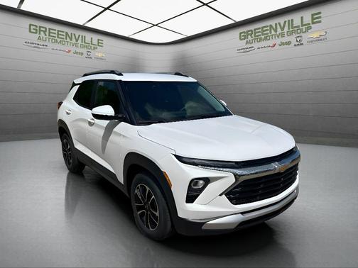 White 2026 Chevrolet Trailblazer LT