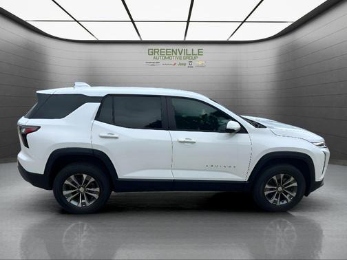 White 2026 Chevrolet Equinox LT