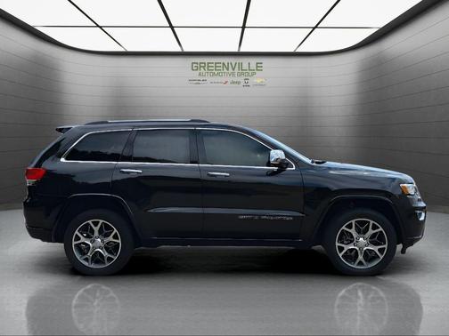 Black 2021 Jeep Grand Cherokee Overland