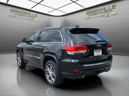 Black 2021 Jeep Grand Cherokee Overland