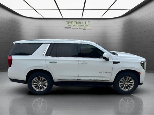 White 2024 GMC Yukon SLT