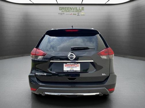Magnetic Black 2019 Nissan Rogue SL