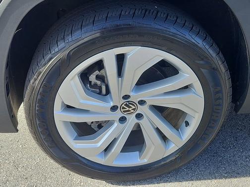 2022 Volkswagen Atlas 2.0T SE