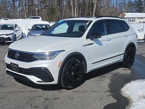2023 Volkswagen Tiguan 2.0T SE R-Line Black
