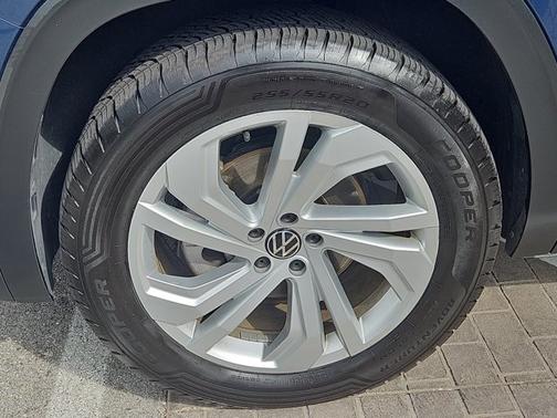 2022 Volkswagen Atlas 3.6 SE w/ Technology