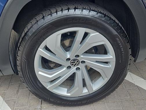 2022 Volkswagen Atlas 3.6 SE w/ Technology