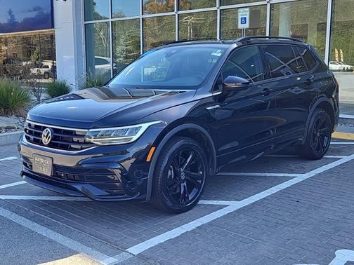 2023 Volkswagen Tiguan 2.0T SE R-Line Black