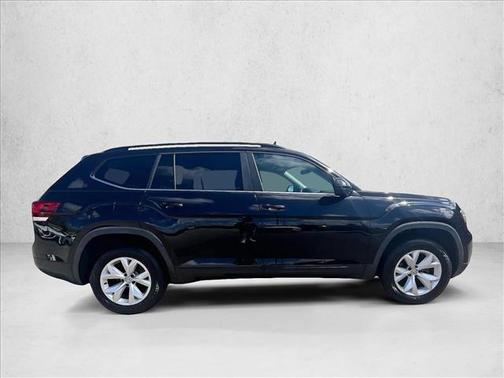Deep Black Pearl 2020 Volkswagen Atlas 2.0T SE