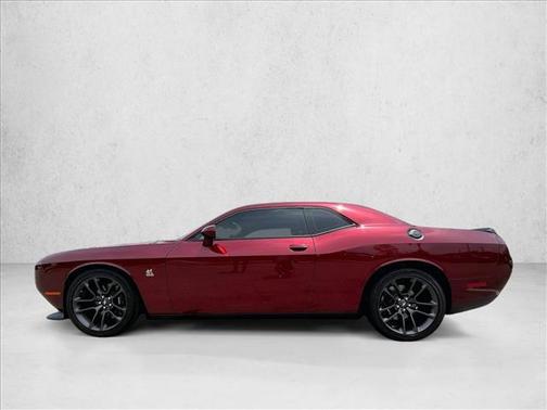 Octane Red Pearlcoat 2022 Dodge Challenger R/T Scat Pack
