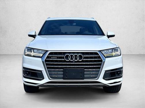 Carrara White 2018 Audi Q7 3.0T Prestige