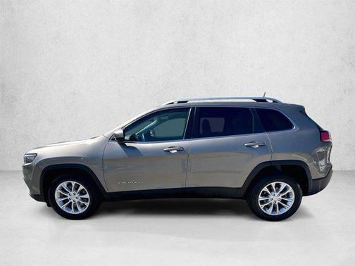 Light Brownstone Pearlcoat 2019 Jeep Cherokee Latitude