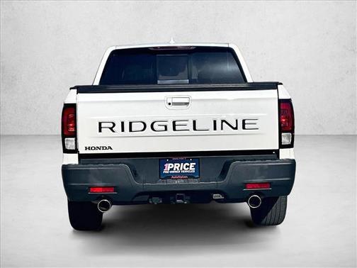 Platinum White Pearl 2024 Honda Ridgeline RTL